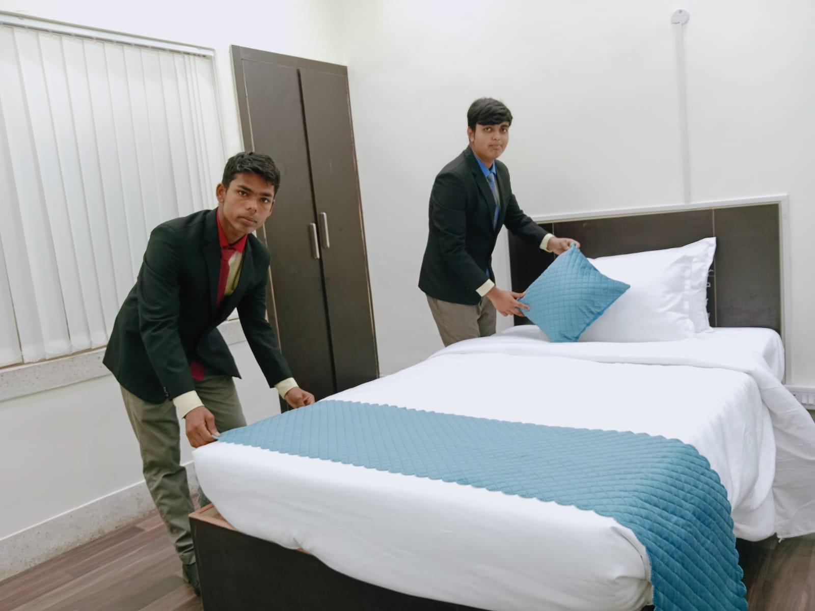 Worldwide Management Studies Kolkata Extra Curriculars photo 2